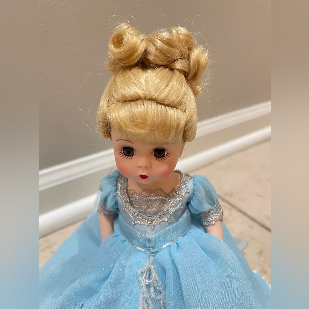 Cinderella - Picture 5 of 5